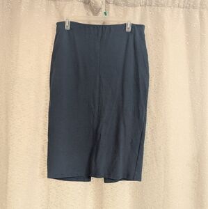 Forever 21 Gray Knee-Length Pencil Skirt Work